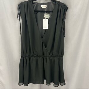 Lovers and Friends Black Oversized V-Neck Sleeveless Blouse Size Medium